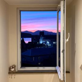Apartment Sleeps 2 with Sea Views