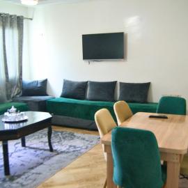 City Center Stay - Residency W Spacious Aparts, Kingsize Beds, AC, Terrace View, Elevator