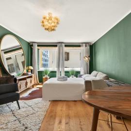 Luxury Monolocale St Moritz Dorf Via Stredas, hotel in St. Moritz