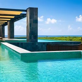 Jungle Guardian - Rooftop Pool & Beach Club, ξενοδοχείο σε Tulum