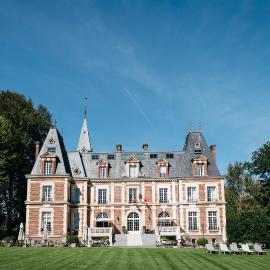 Chateau-Hotel De Belmesnil, готель у місті Saint-Denis-le-Thiboult