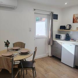 B30 Apartmanok, Eger, hotelli kohteessa Eger