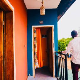 point de distraction، فندق في Foumban