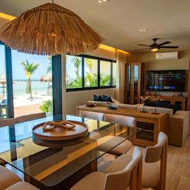 Designer decorated villa for 9 Yucalpeten Marina Beach، فندق في بروغريسو