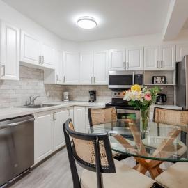 Stylish 3BR in Montreal