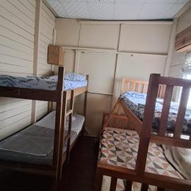 Hostal South beach, hotel a Carenero