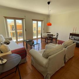 Stylish Coastal Apartment with Sea View, hotel in Lourinhã