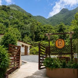 Finca Ki' - Eco Farm Stay Bed & Breakfast - El Yunque Region, хотел в Naguabo