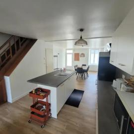 Le Petit Logis, hotel em Beaurepaire
