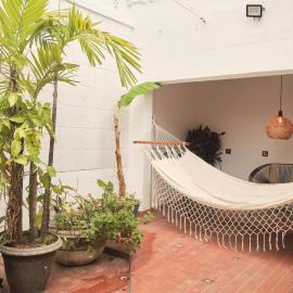 M12. Casa Amplia para Grupos con Gran Zona Exterior, hotell i Cali