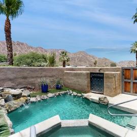 Avenida Alvarado Oasis