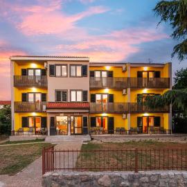Maja Apartments Malinska