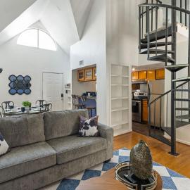 Spacious Austin Loft 4BR Sleeps 12