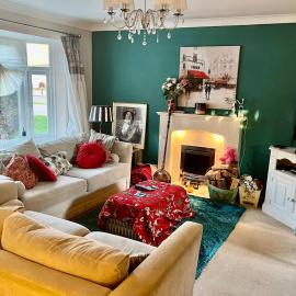 WHOLE HOUSE in the Heart of Pboro by lake, town, train st & hospital