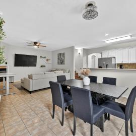 Spacious 4BR Family Home near Universal Kids Resort, hotel in Little Elm