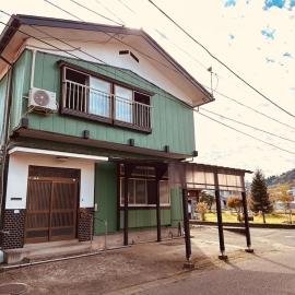 Green House- 200 m from Urasa Station, hotel em Minami Uonuma