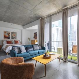 Chic Studio by Brickell & Miami Beach WD Pool Gym