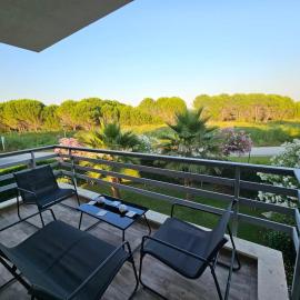 Skyview appartment in Lalzi Bay