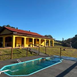 Chácara Beira Rio, hotel i Pedra Bela
