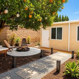 Tiny Studio in Orange Garden, hotel in Los Angeles