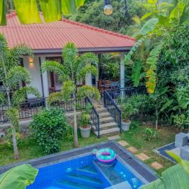 White Villa Goyambokka - Private Pool Villa, Hotel in Tangalle