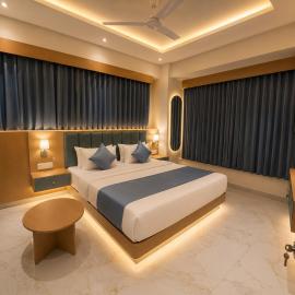Hotel VAAYU Stay IGI Airport, hotel in New Delhi
