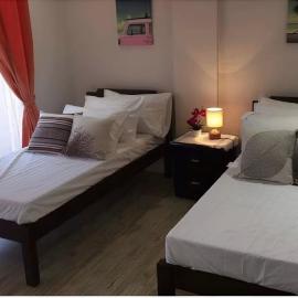 Jocanai Residences 2-Bedroom Unit w-balcony، فندق في San Nicolas