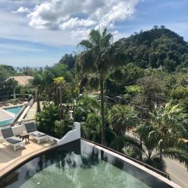 Ao Nang Colors Hotel - Aonang Beach, хотел в Ао Нанг Бийч