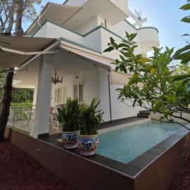 Villa Dyrrahu with Pool & Sea Access, viešbutis mieste Golem