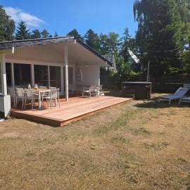 Holiday Home By The Sea With Hot Tub