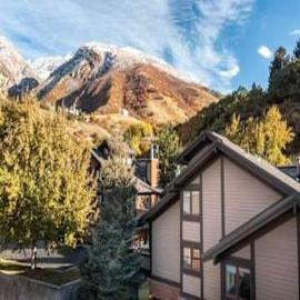 Apex Exquisite Apartments - 420 N Main St, hotel a Cottonwood Heights