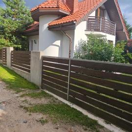 Domek z wieżyczką
