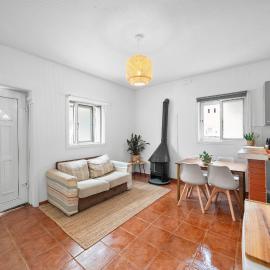 2 bedroom house 500 meters from the beach, Hotel in Bicas