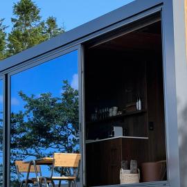 Hundeidvik Fjord Retreat - Fjord Hideaway, hotel in Hundeidvik