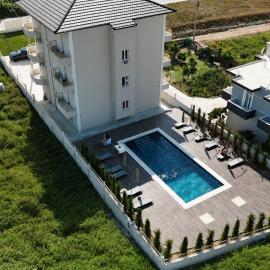 Arkej Pool Aparthotel