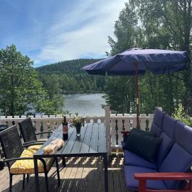 hytte ved innsjø, hotel in Skien