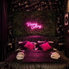 Urban Budget Hotel- Unique Boutique Hotel on Best Location