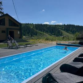 Luxury Home, hotel in Slavske