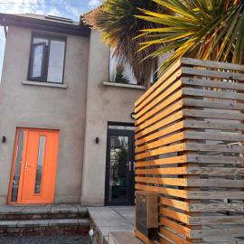 East Belfast semi detached house with large garden and outdoor seating Tourism NI approved self check in