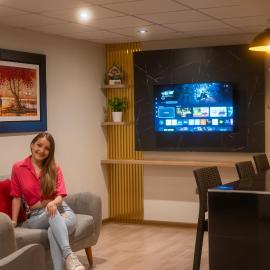Apartamentos WANCA SUITES para 4, 5 y 6 huéspedes cochera muy cerca al Centro, Hotel in Huancayo