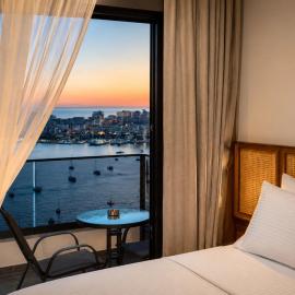 Oleva Sea View Suites, hotel in Sarandë