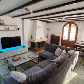 The Palm House Near the Beach, hotel en Stratoni