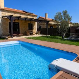 5 Stars Villas