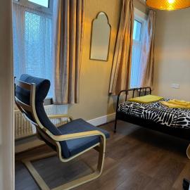 Rectory Cottage, hotel din Croydon