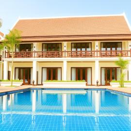 La Palm Garden Hotel