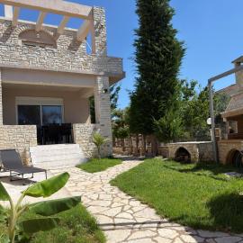 Villa K-G