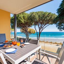 Appartamenti BluMare, hotel in Diano Marina