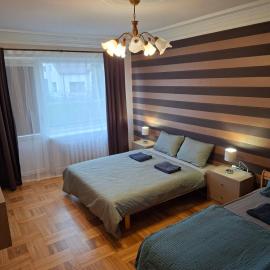 Azimut Guest House Self Check-in, hotel u gradu Šiauliai