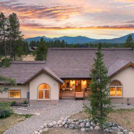 Mountain Retreat Villa I Private Hot Tub I Great Views I Game Room I Activity Program