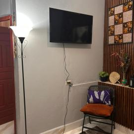 Cuarteria Negra Walking distance to Beach Restaurants Pool, hotel en Corozal